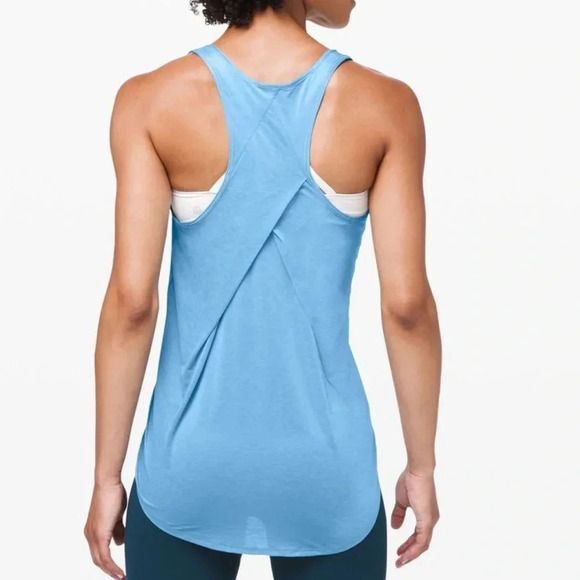 Lululemon Women’s Essential Tank Pleated - Picture 5 of 11